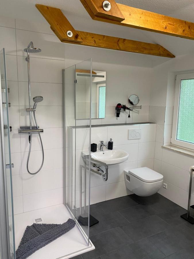 Doppelzimmer mit Balkon